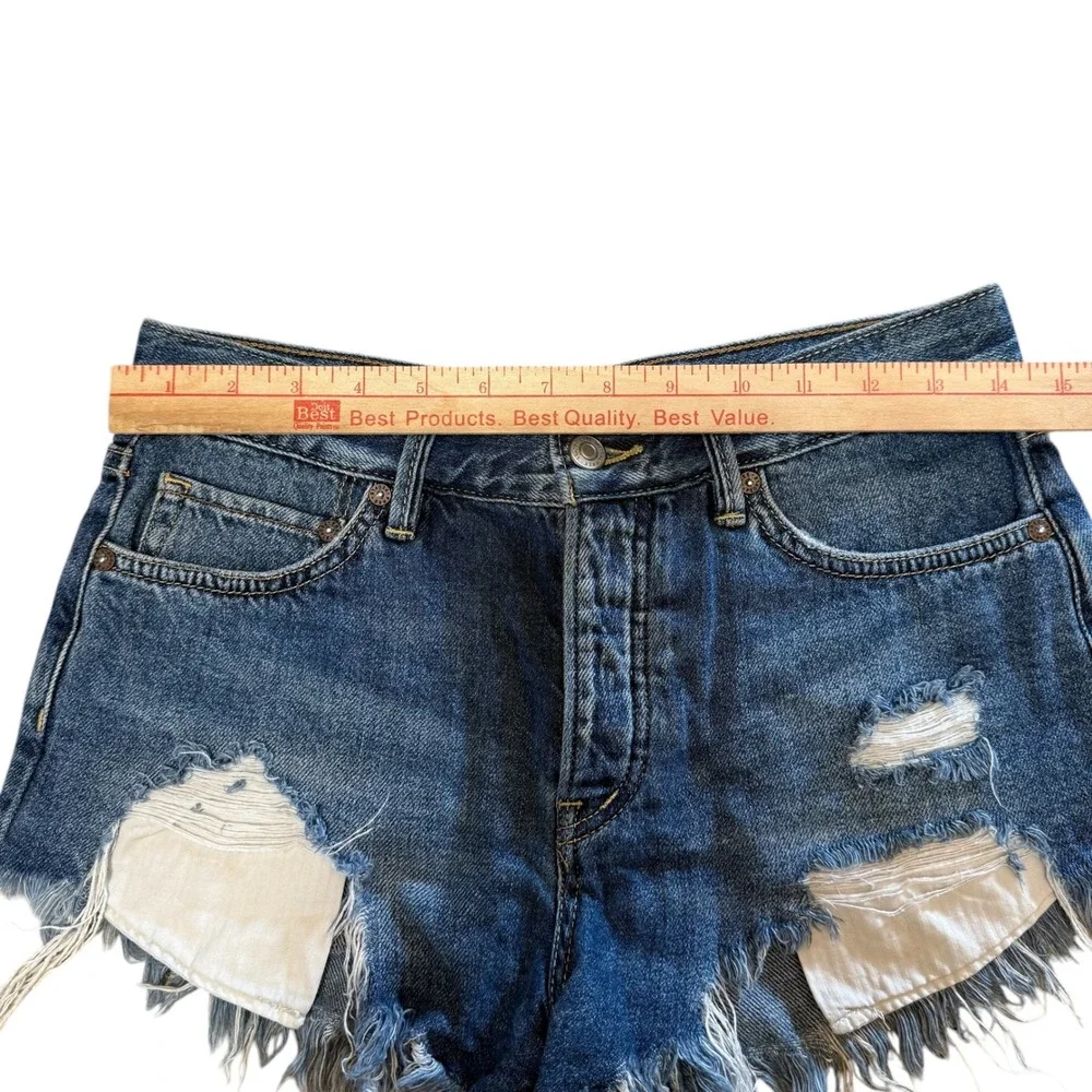 We The Free Shorts Womens 25 Byron Bay Cut‎ Off Heavy Distressed Destroyed Denim